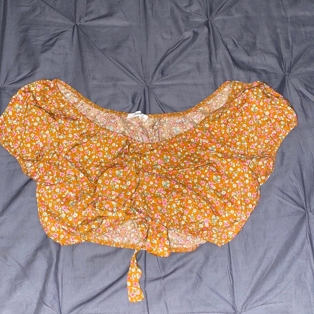 Off Shoulder Floral Crop Top